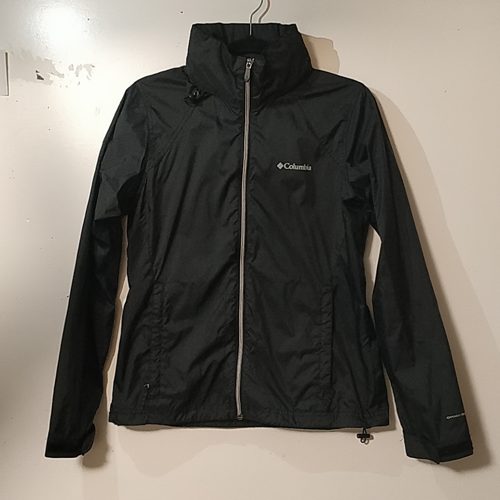 #31 Columbia windbreaker jacket (medium)